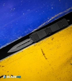 Microtech Signature Series Troodon OTF Knife Ringed Hardware (3" Damascus) -Microtech Shop Microtech Signature Series Troodon OTF Knife Ringed Hardware Damascus BHQ 110887 kp colour web